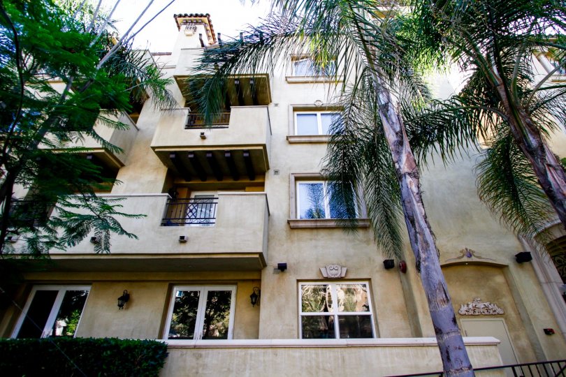 Studio Villas South Studio City CA